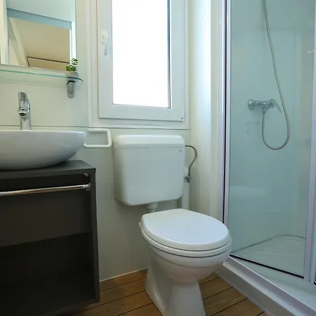 Mobile Homes Bepo Campsite *