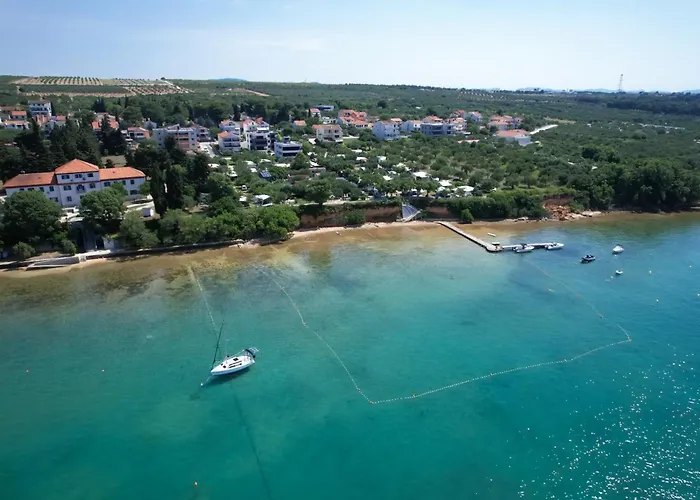 Mobile Homes Bepo Кемпинг Свети-Филип-и-Яков