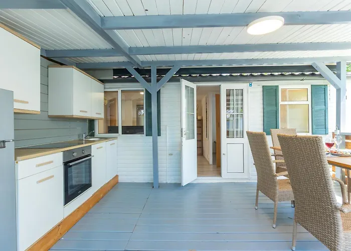 אתר קמפינג Mobile Homes Bepo סבטי פיליפ אי ג'קוב