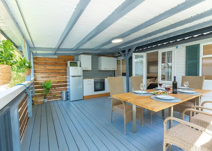 Mobile Homes Bepo אתר קמפינג סבטי פיליפ אי ג'קוב