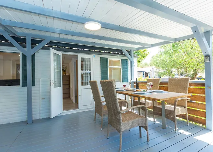 אתר קמפינג Mobile Homes Bepo
