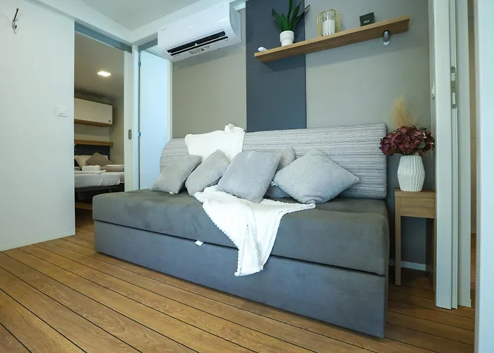 אתר קמפינג Mobile Homes Bepo