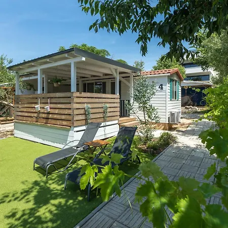 Mobile Homes Bepo Campsite Sveti Filip i Jakov