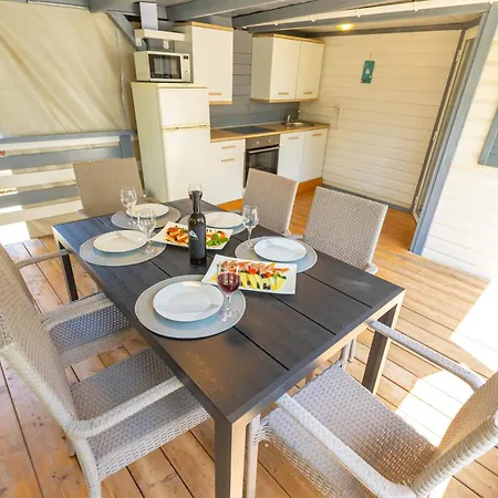Mobile Homes Bepo Campsite Sveti Filip i Jakov