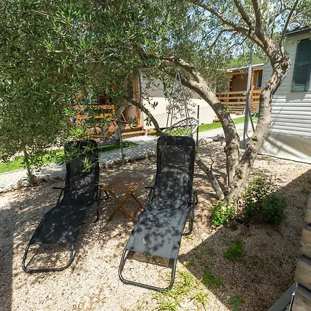 Camping Mobile Homes Bepo Sveti Filip i Jakov