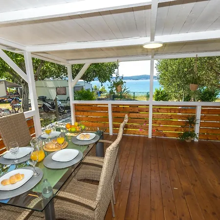 אתר קמפינג Mobile Homes Bepo