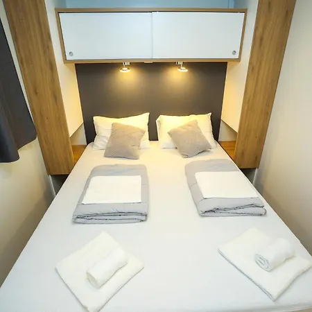 Campeggio Mobile Homes Bepo Sveti Filip i Jakov