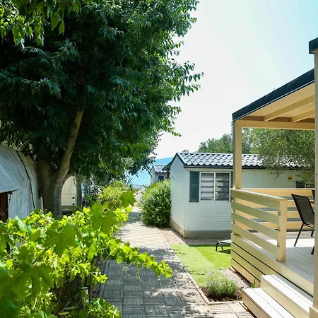 Mobile Homes Bepo אתר קמפינג